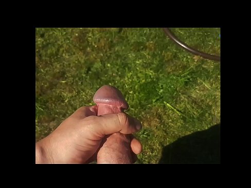 ❤️ Hot Hottie bekommt ihre rosa Pussy gefickt und spritzt in einem Sommergarten ab ❤ Anal porn bei porn de.bencoineth.top ☑